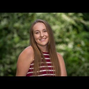 Meet your Posher, Abby